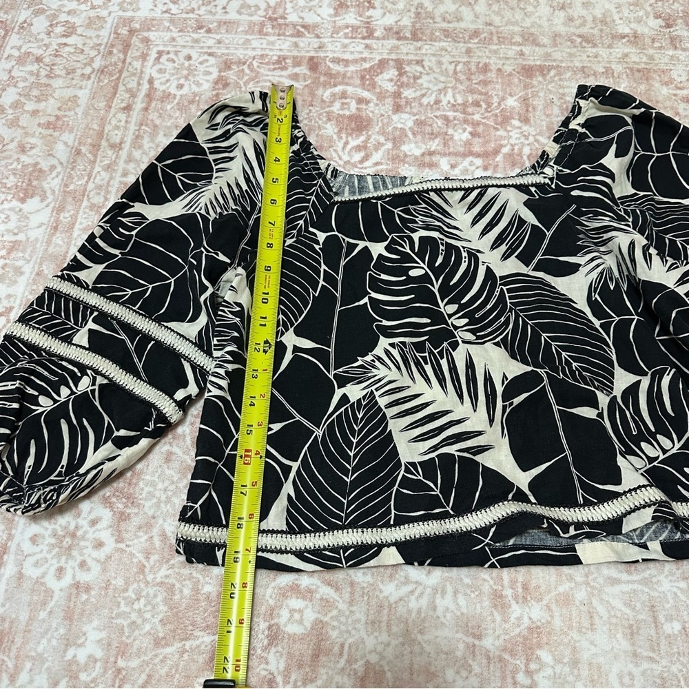 Linen 🖤 Banana Leaf Balloon Sleeve Blouse - Picture 9 of 11